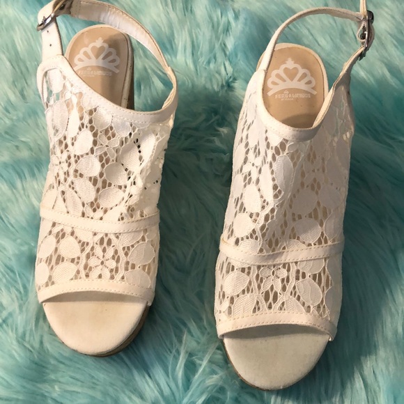 Fergalicious Wedge Heels Sandals 9 - Picture 3 of 9